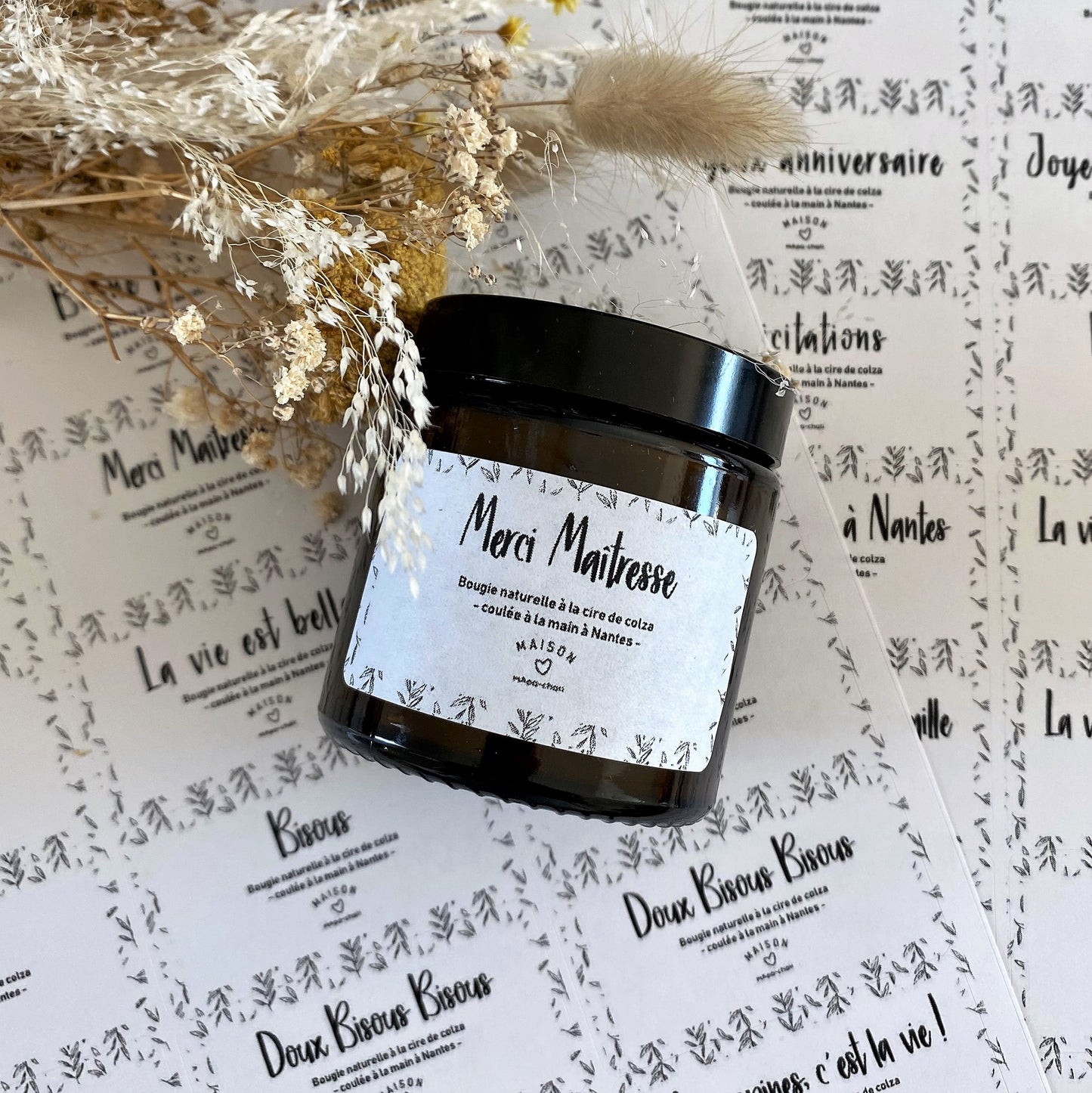 Bougie artisanale parfumée "MERCI MAÎTRESSE" 100gr
