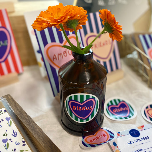 Sticker rond "Bisous"