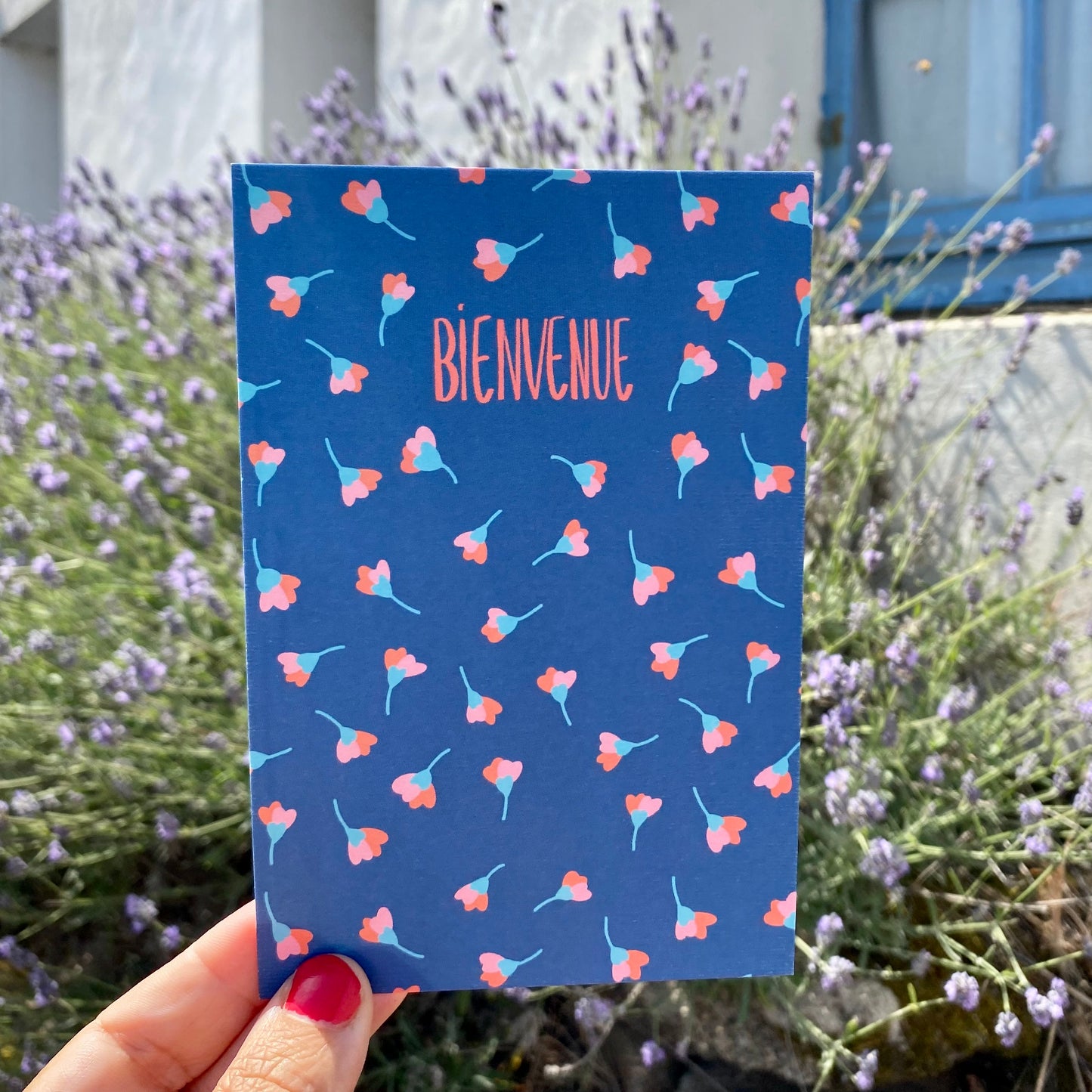 Carte BIENVENUE "fleurs de coeurs bleus"