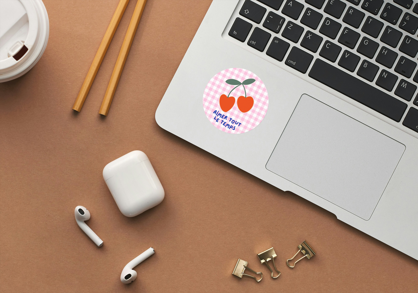 Sticker rond "Aimer tout le temps"